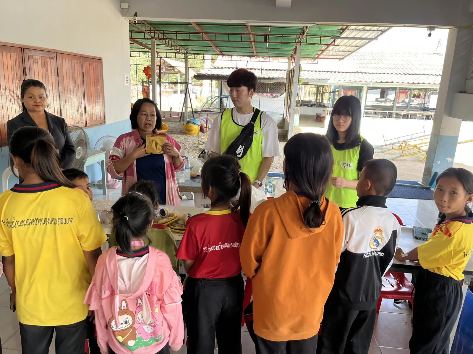 f2cedf942aff9.jpg