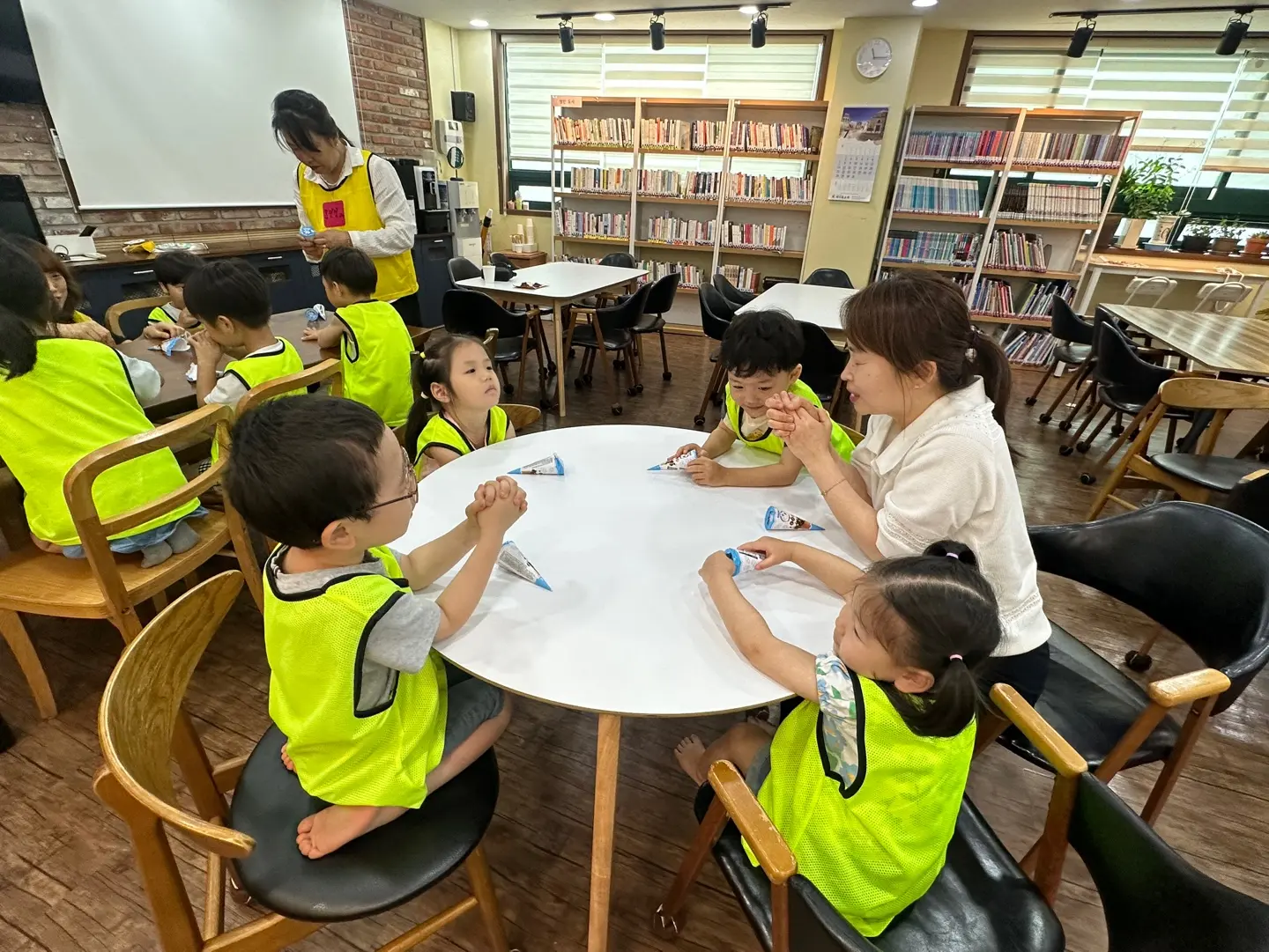 588a3f17aace2.jpg