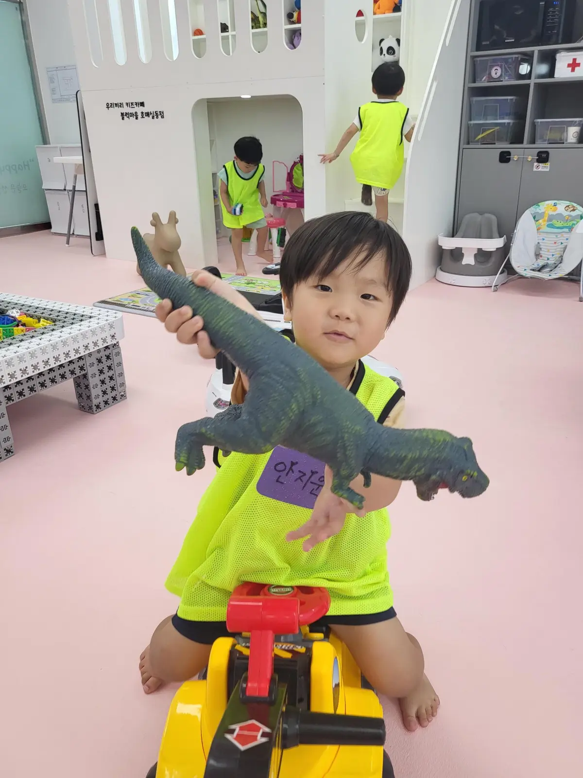 d27f6440d4a8c.jpg