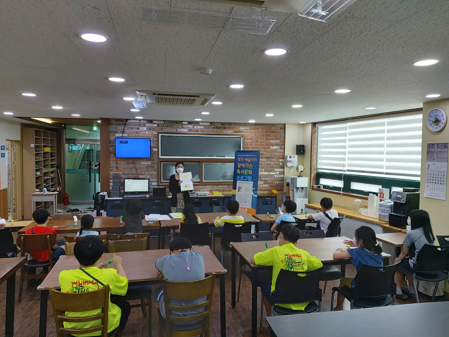 820a3829ea8e8.jpg